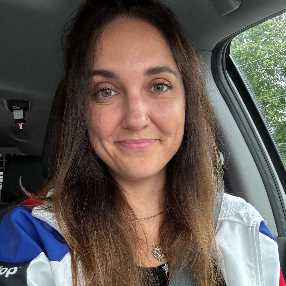 Meet your Posher, Lynsey